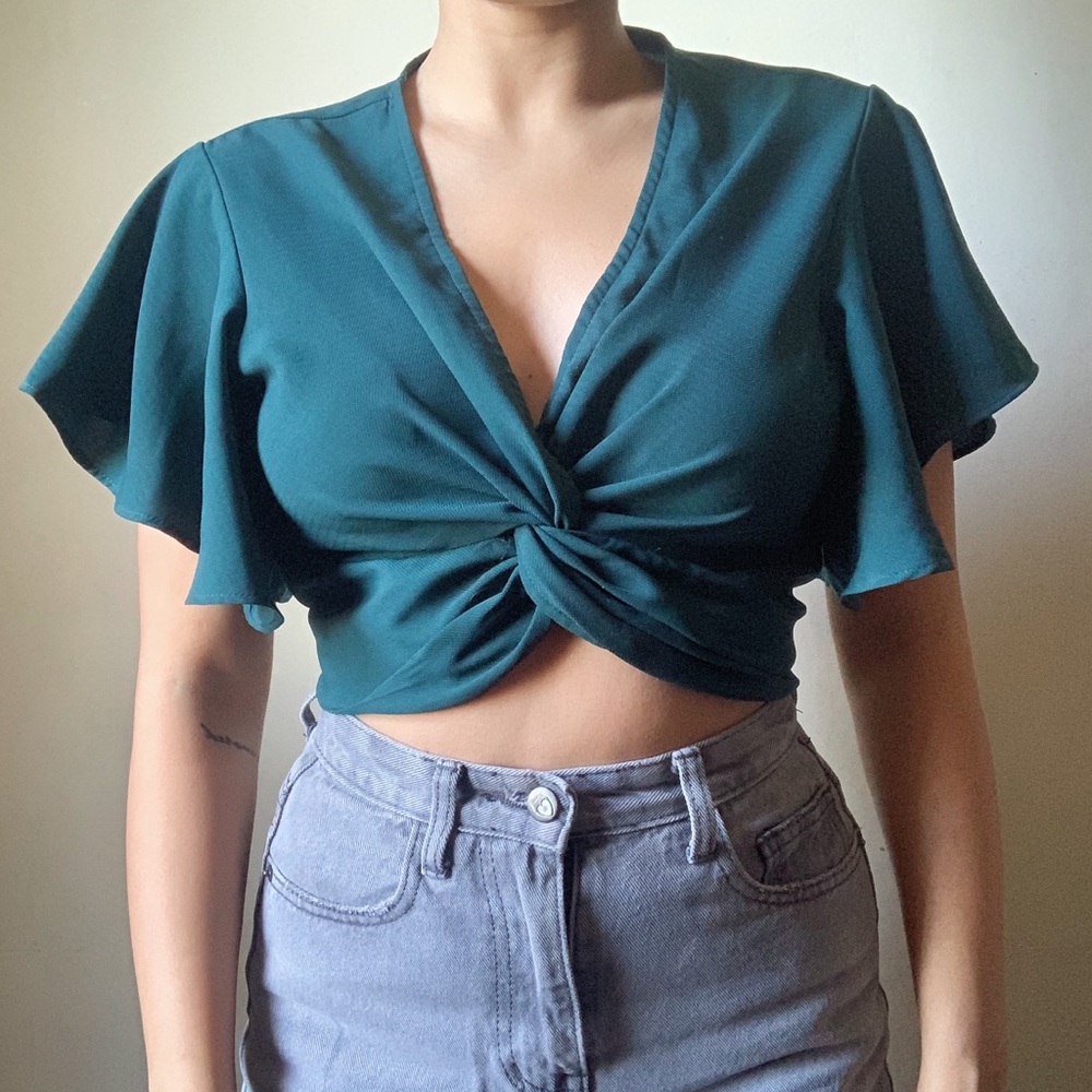 dark green crop top